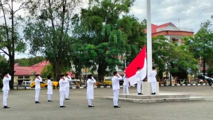 Pemkot Banjarbaru Peringati Hari Pahlawan 2025 dengan Upacara Khidmat